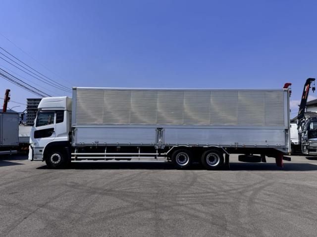 NISSAN DIESEL Quon 2020