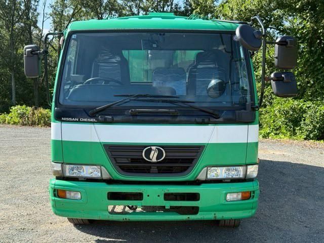 NISSAN DIESEL CONDOR 2007