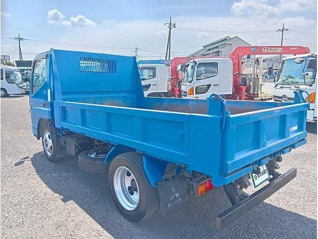 MITSUBISHI CANTER 2011