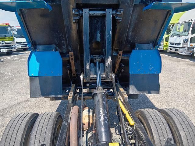 MITSUBISHI CANTER 2011