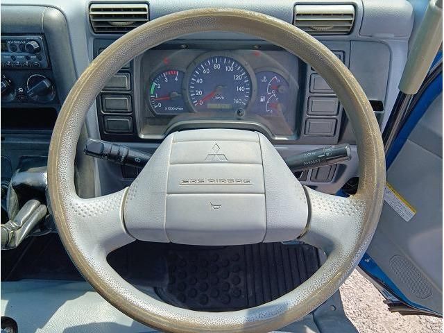 MITSUBISHI CANTER 2011