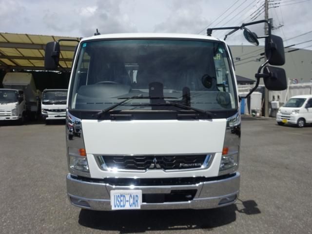 MITSUBISHI FUSOU FIGHTER 2024