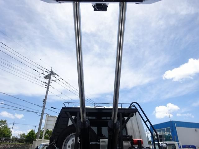 MITSUBISHI FUSOU FIGHTER 2024