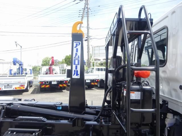 MITSUBISHI FUSOU FIGHTER 2024