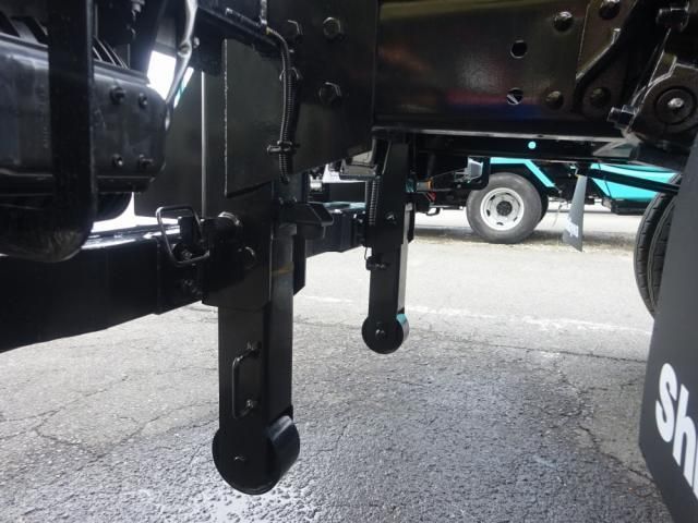 MITSUBISHI FUSOU FIGHTER 2024