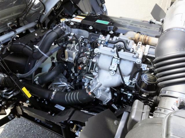 MITSUBISHI FUSOU FIGHTER 2025