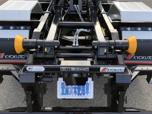 MITSUBISHI FUSOU FIGHTER 2025