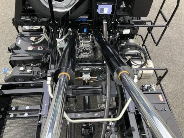 MITSUBISHI FUSOU FIGHTER 2025