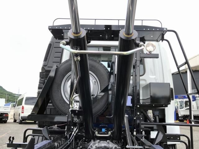 MITSUBISHI FUSOU FIGHTER 2025