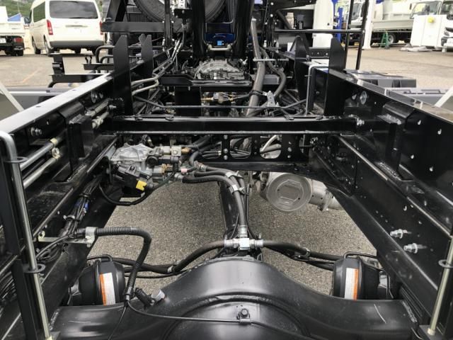 MITSUBISHI FUSOU FIGHTER 2025