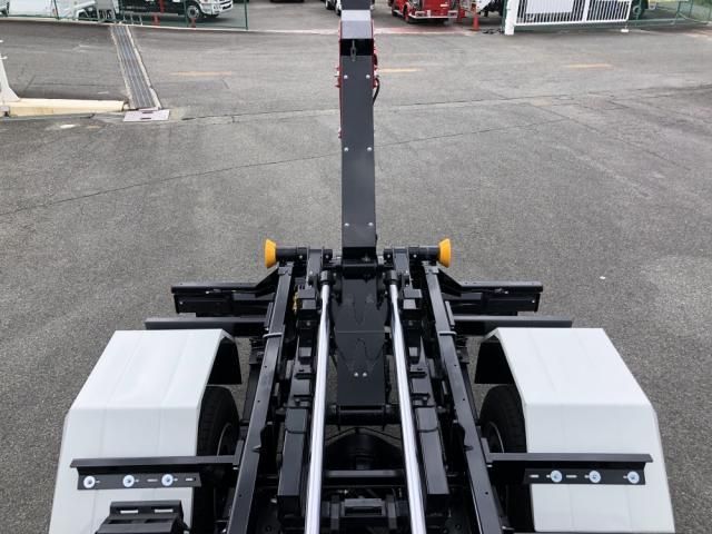 MITSUBISHI FUSOU FIGHTER 2025