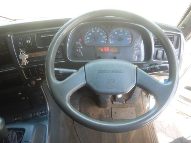 NISSAN DIESEL BigThumb 2004