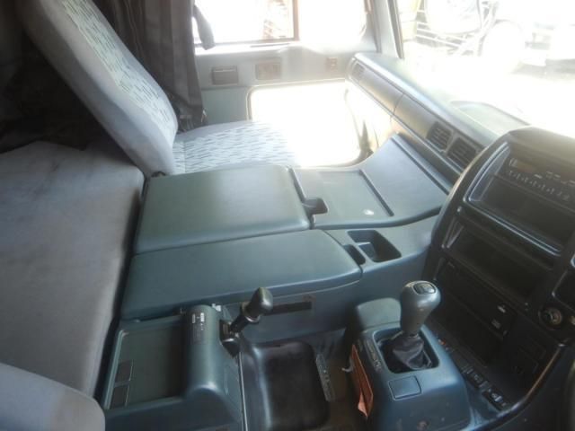 NISSAN DIESEL BigThumb 2004