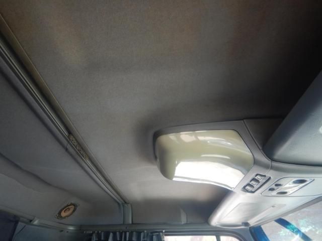 NISSAN DIESEL BigThumb 2004