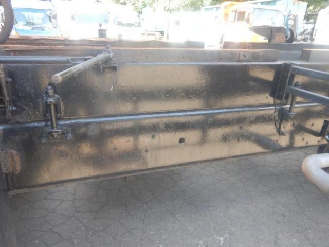 NISSAN DIESEL BigThumb 2004