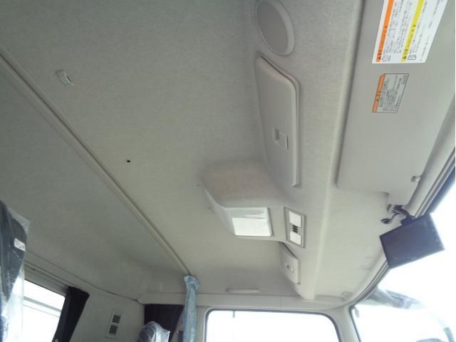 MITSUBISHI FUSOU SUPER GREAT 2025