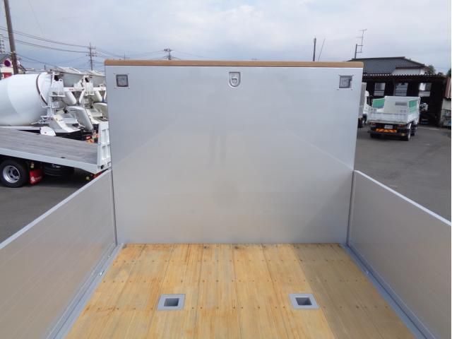 MITSUBISHI FUSOU SUPER GREAT 2025