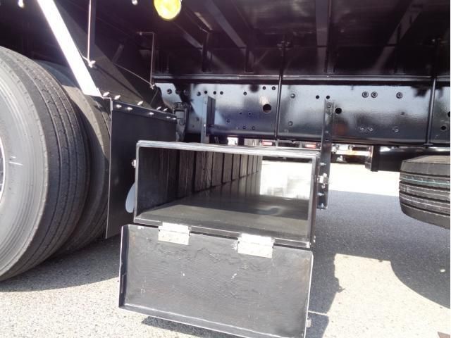 MITSUBISHI FUSOU SUPER GREAT 2025