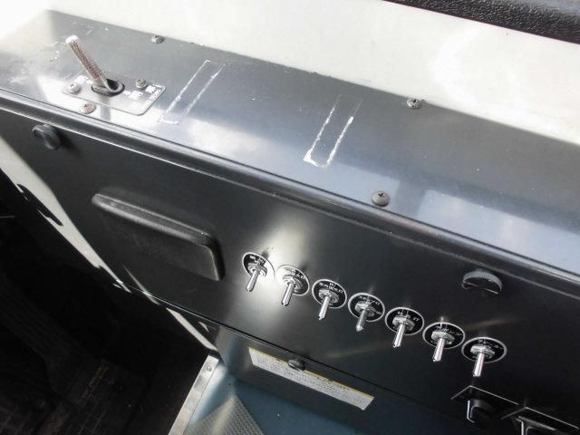 HINO Blue Ribbon 2004