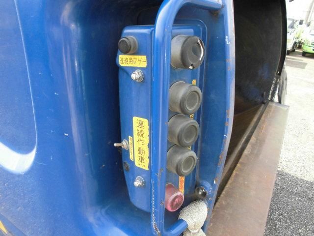 NISSAN DIESEL CONDOR 2010