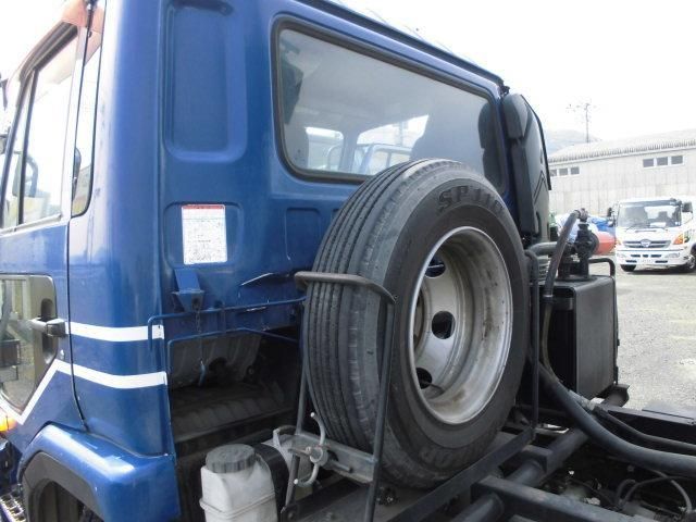 NISSAN DIESEL CONDOR 2010