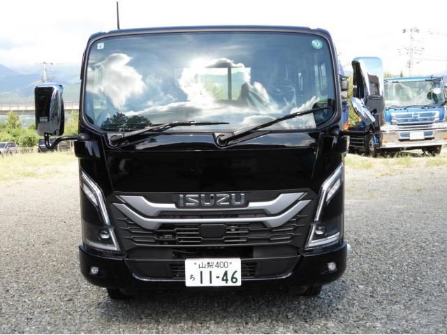 ISUZU ELF 2024