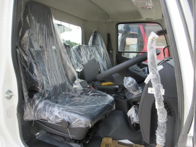 MITSUBISHI FUSOU FIGHTER 2025