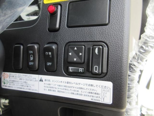 MITSUBISHI FUSOU FIGHTER 2025