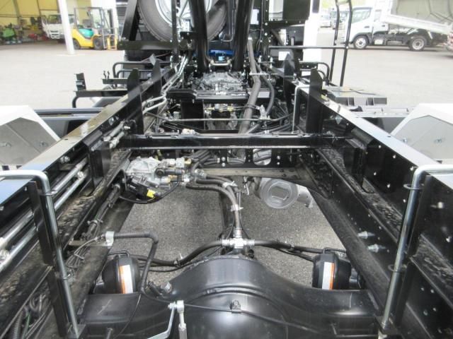 MITSUBISHI FUSOU FIGHTER 2025