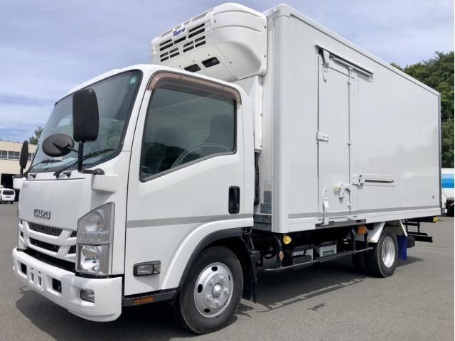 ISUZU ELF 2017