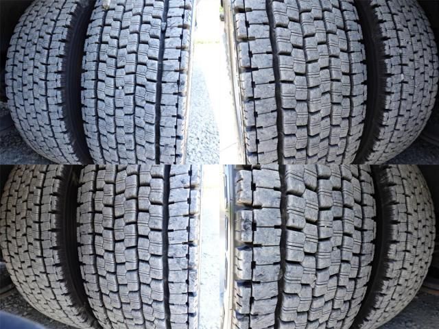 MITSUBISHI FUSOU SUPER GREAT 2014