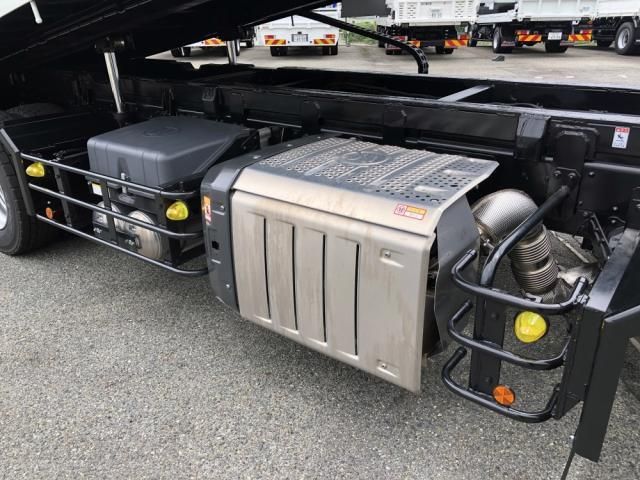 MITSUBISHI FUSOU SUPER GREAT 2023