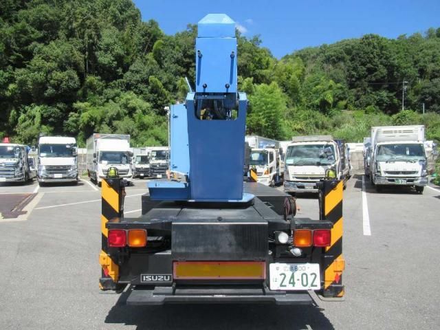 ISUZU FORWARD 2010