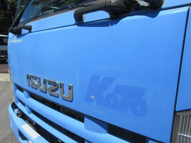 ISUZU FORWARD 2010