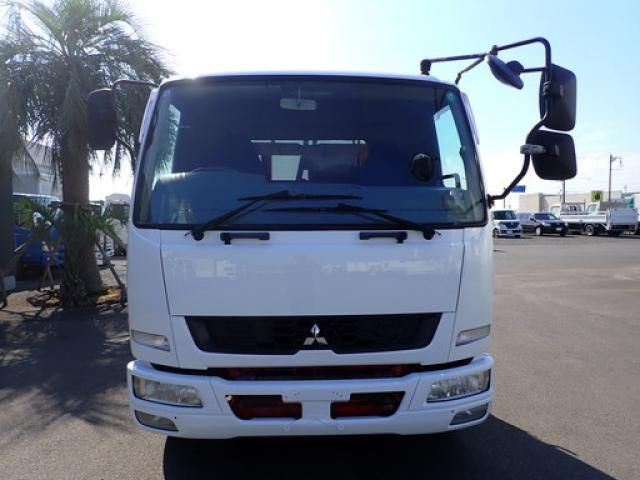 MITSUBISHI FUSOU FIGHTER 2011