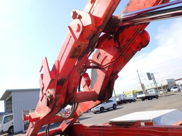 MITSUBISHI FUSOU FIGHTER 2011