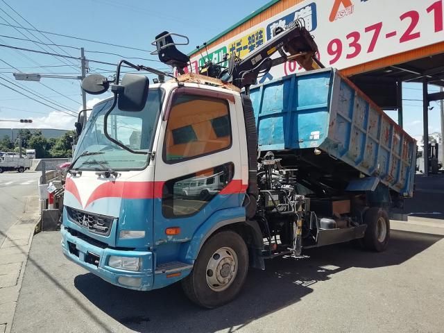 MITSUBISHI FUSOU FIGHTER 2015