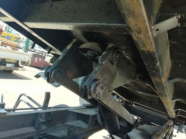 MITSUBISHI FUSOU FIGHTER 2015