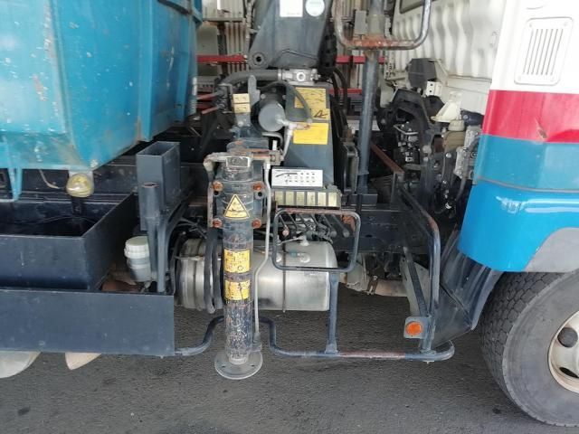 MITSUBISHI FUSOU FIGHTER 2015