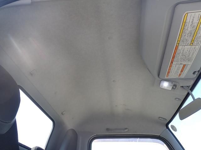 MITSUBISHI CANTER 2016