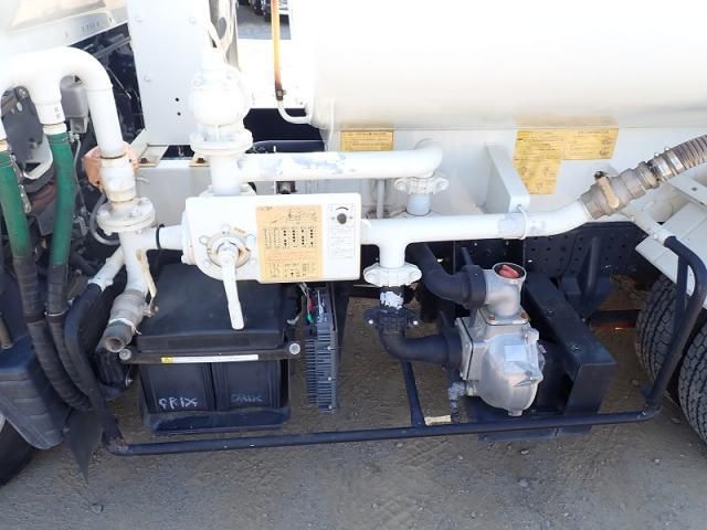 MITSUBISHI CANTER 2016