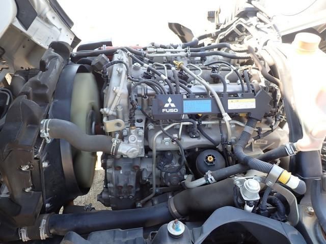 MITSUBISHI CANTER 2016