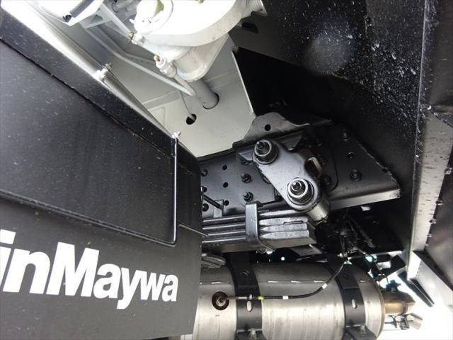 MITSUBISHI CANTER 2025