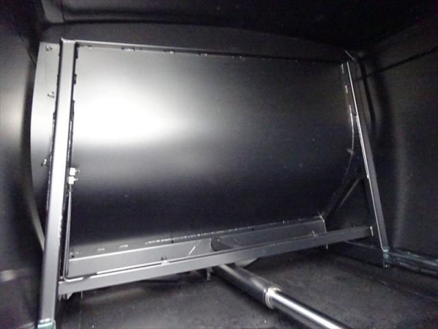 MITSUBISHI CANTER 2025