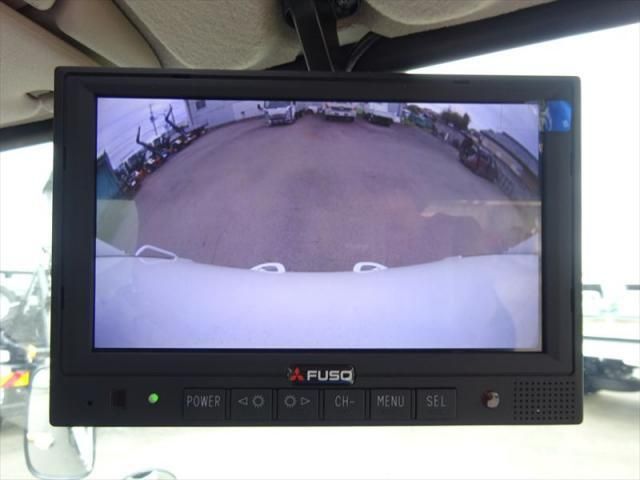 MITSUBISHI CANTER 2025