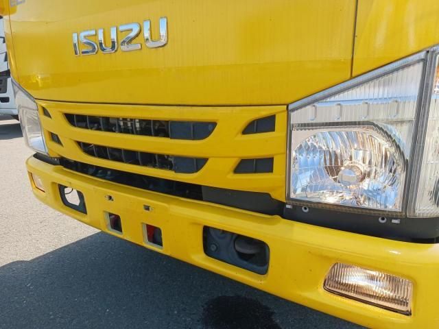 ISUZU ELF 2016