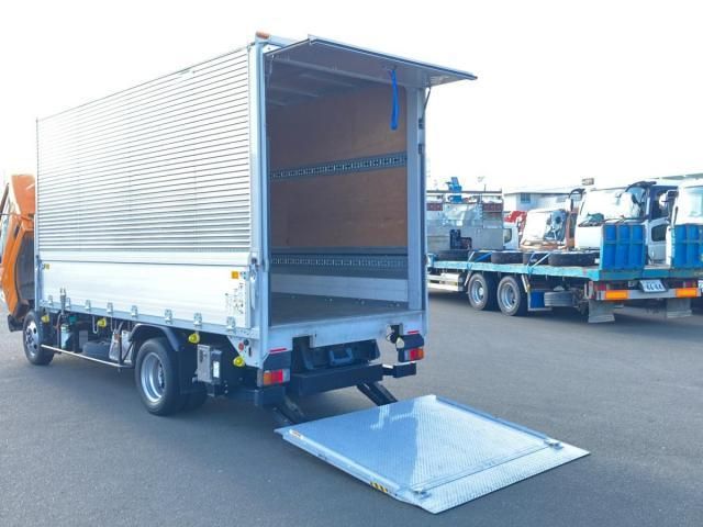 MITSUBISHI CANTER 2018