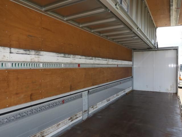 NISSAN DIESEL Quon 2019