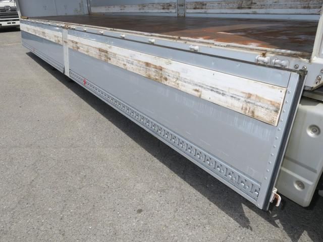 NISSAN DIESEL Quon 2019