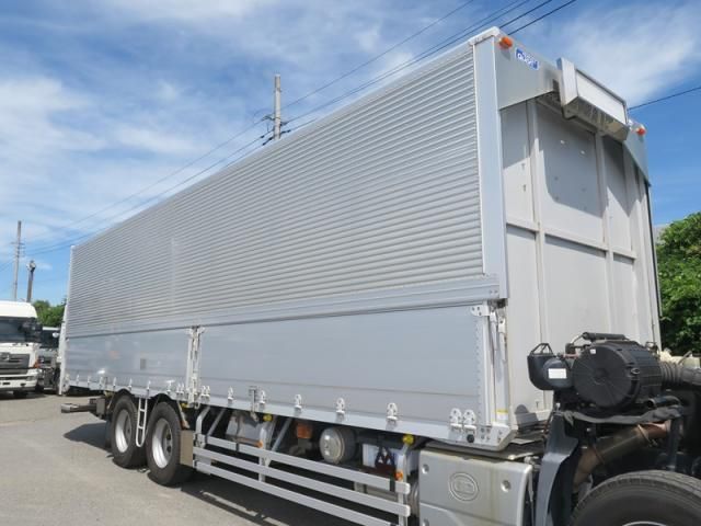 NISSAN DIESEL Quon 2019